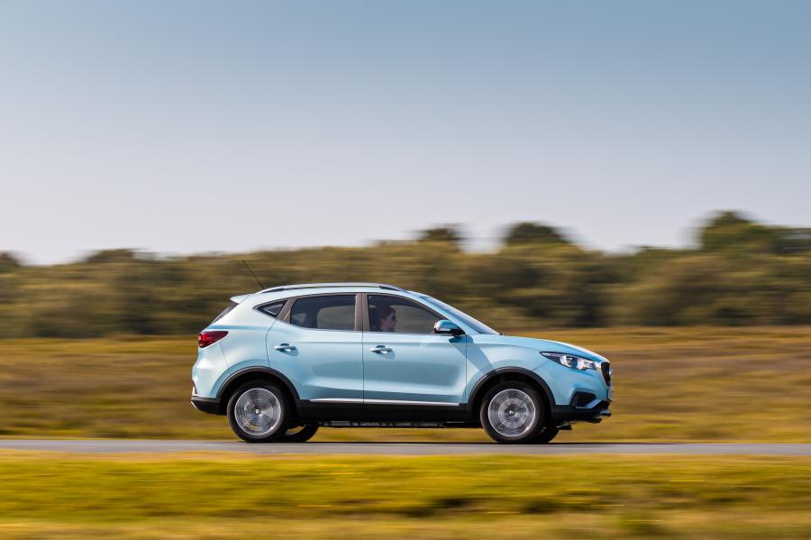  MG ZS EV (ZS11) 2019 года  (UK) (фото 6 из 40)